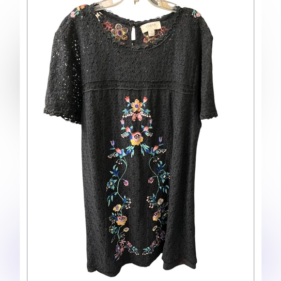 Umgee USA Black Lace Crochet Shift Dress Floral Embroidered Boho Festival Medium - Picture 1 of 5